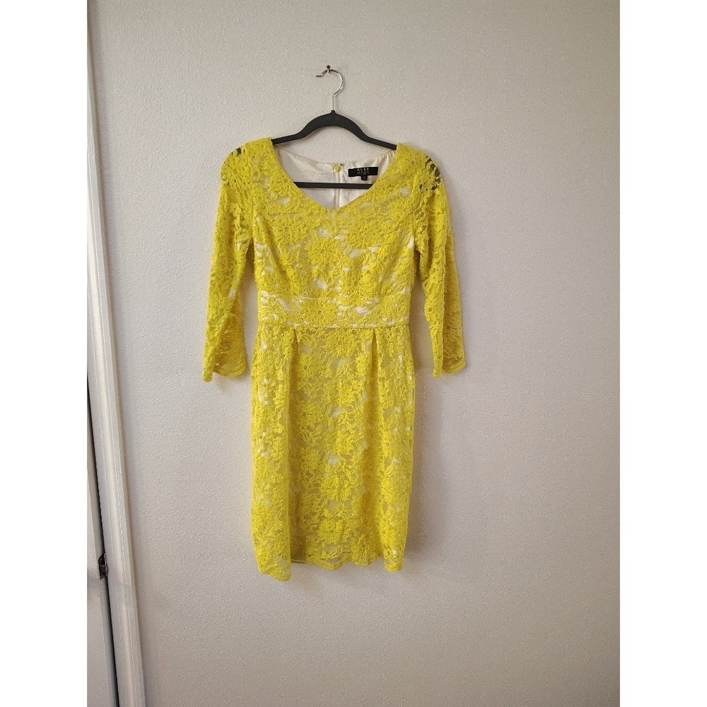 Alex Marie Petite Yellow Floral Lace Sheath Dress 3/4 Sleeve Size 2P